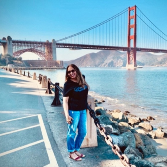 Just hanging out with some of my friends! - Picture 5 of 9